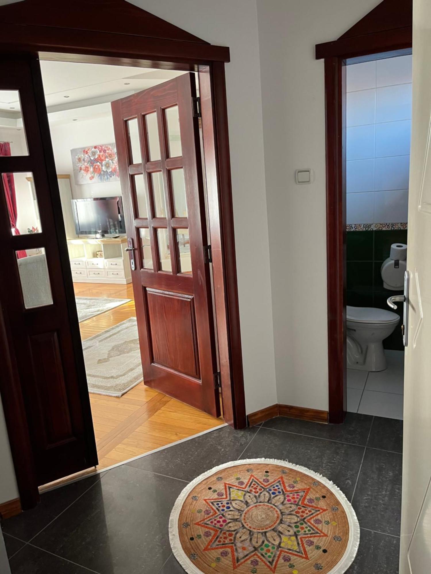 Airport Sky Apartments Lux II Belgrado Exterior foto